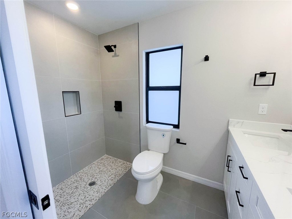 2 Bed SingleFamilyResidence for Sale in Punta Gorda, photo 8