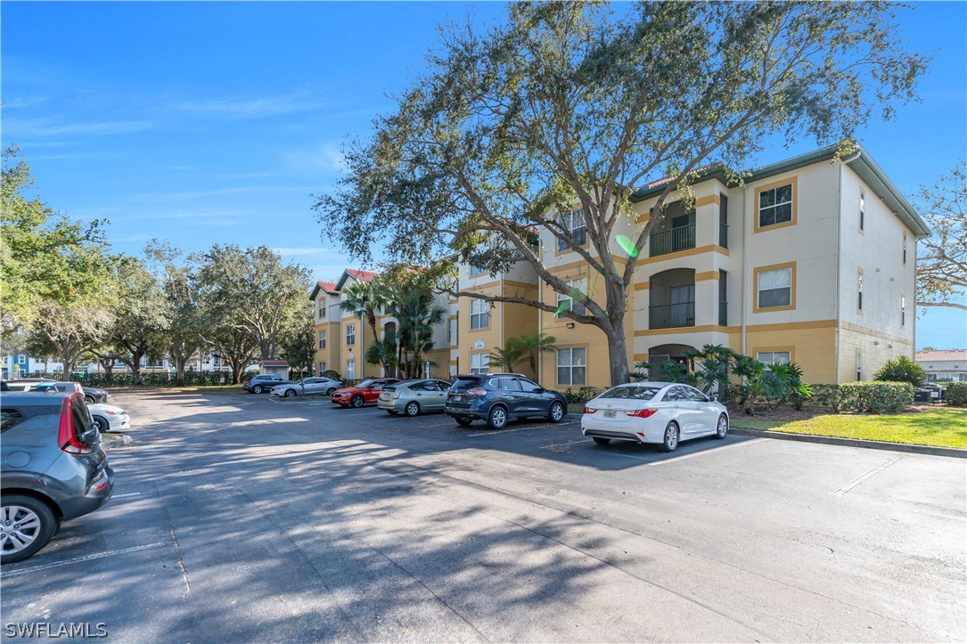 2 Bed Waterfront Home for Sale in Royal Greens, photo 8