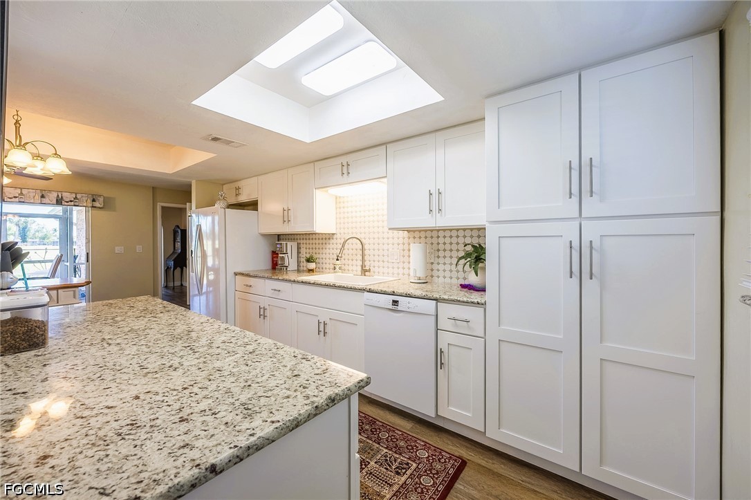 4 Bed SingleFamilyResidence for Sale in Cape Coral, photo 8