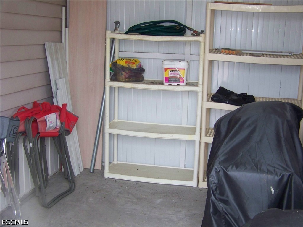 2 Bed ManufacturedHome for Sale in Carriage Village, photo 8