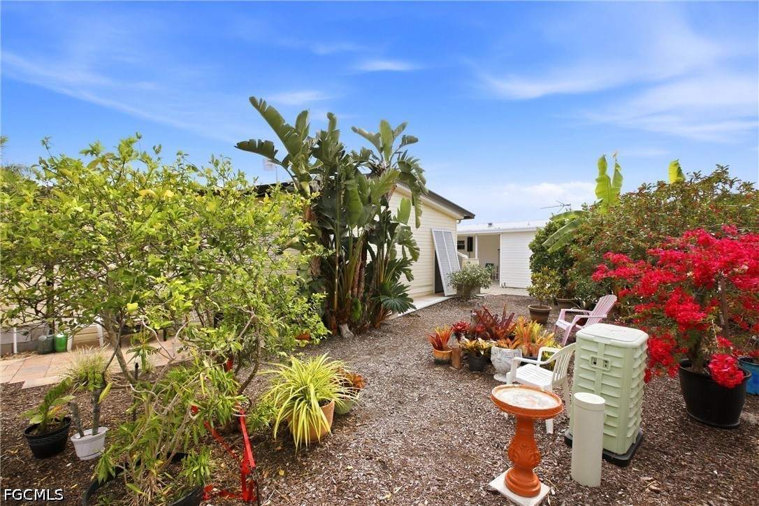 2 Bed ManufacturedHome for Sale in Pine Island Cove, photo 8