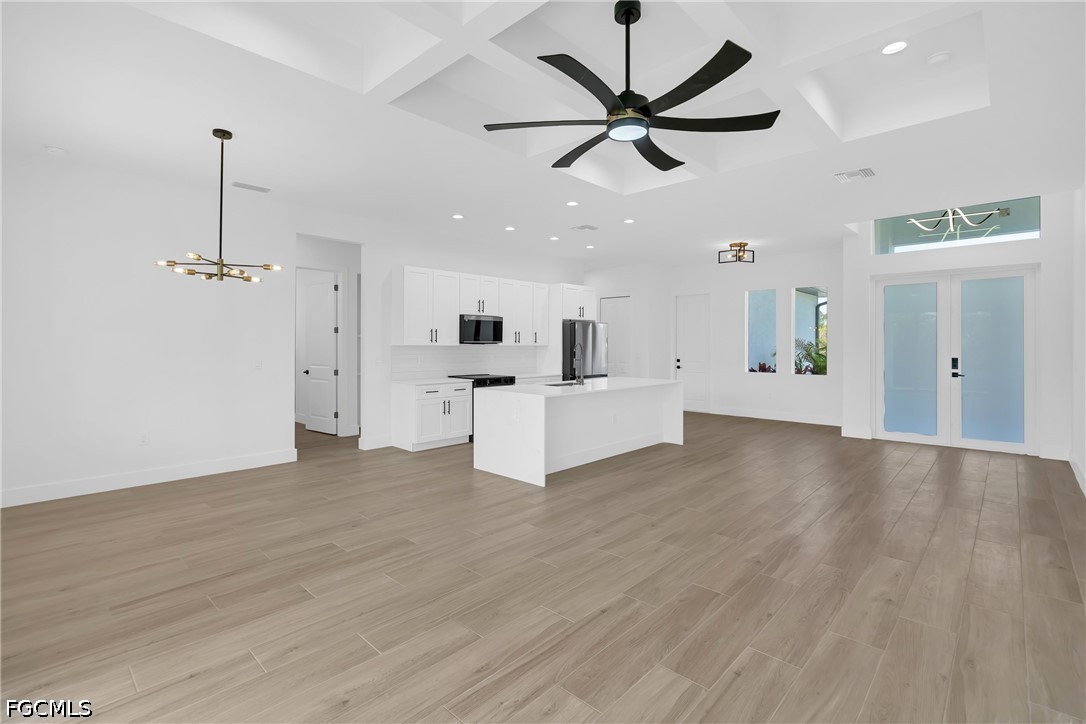 3 Bed SingleFamilyResidence for Sale in Rotonda Heights, photo 8