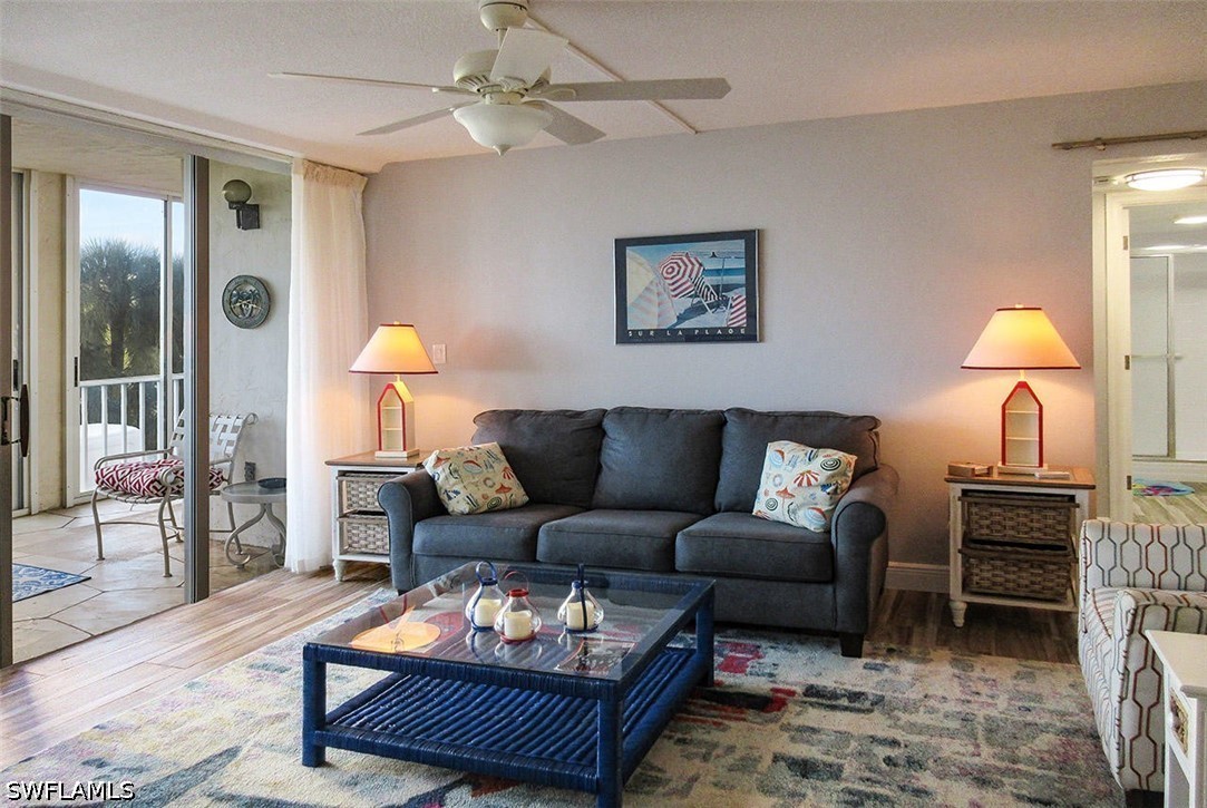 2 Bed Waterfront Home for Sale in Creciente, FL, $399,900 — photo 8
