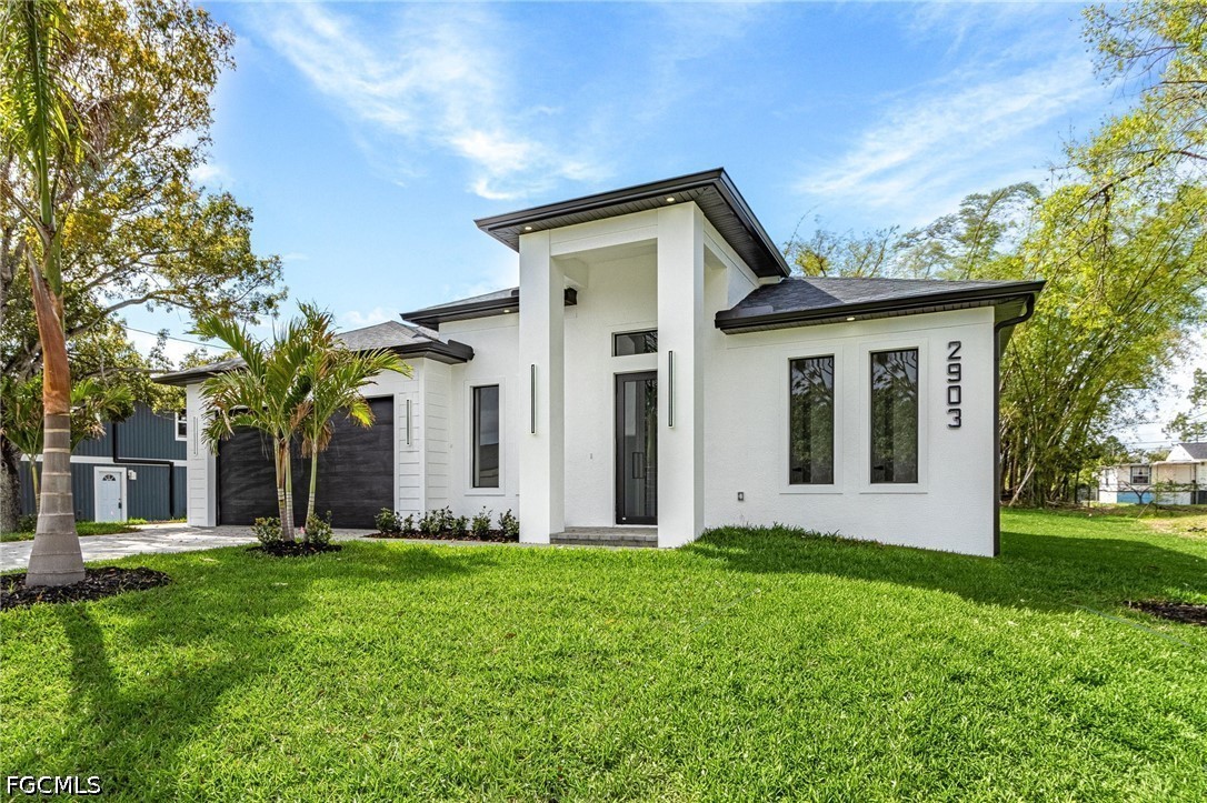3 Bed SingleFamilyResidence for Sale in Lehigh Acres, photo 8