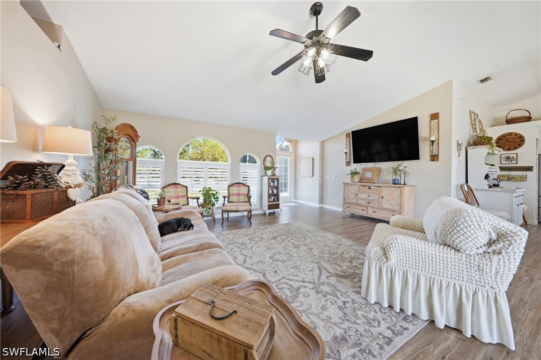 3 Bed Pool Home for Sale in Naples, photo 8