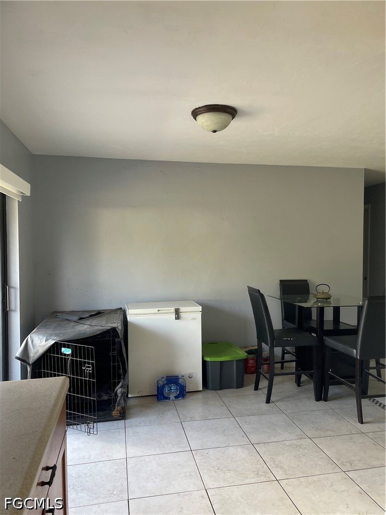 3 Bed SingleFamilyResidence for Sale in Fort Myers, photo 8