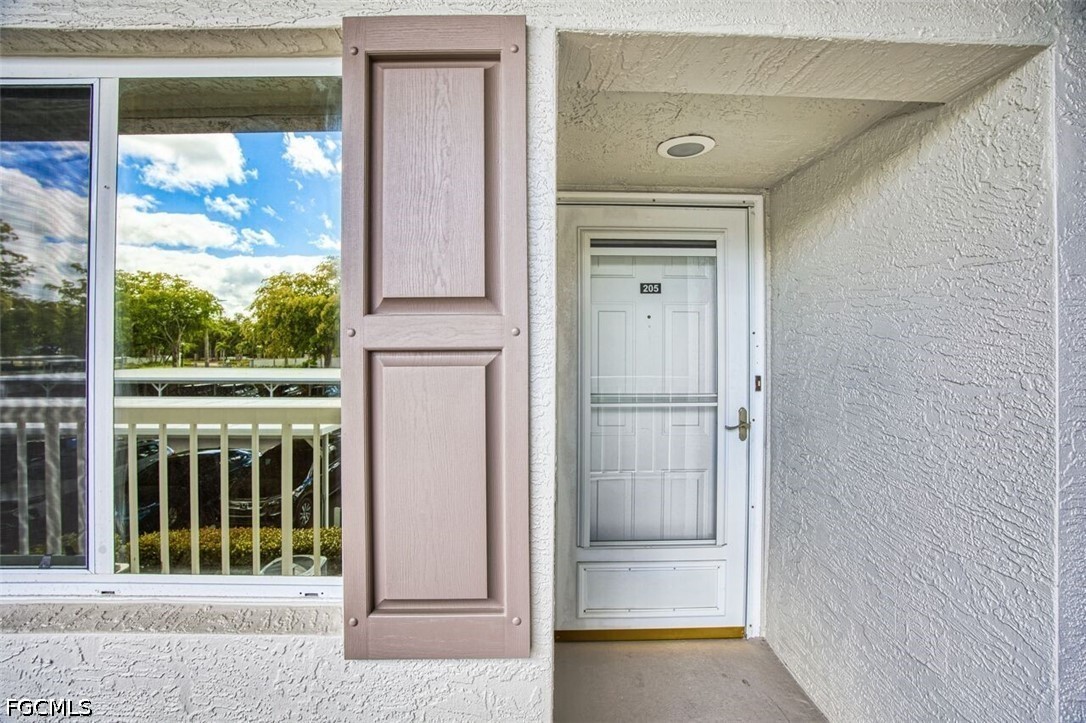 2 Bed Condominium for Sale in Fort Myers, photo 8