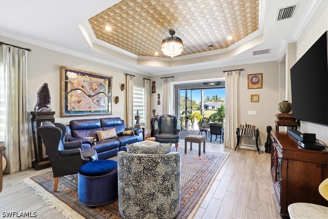 3 Bed Waterfront Home for Sale in Naples, photo 8