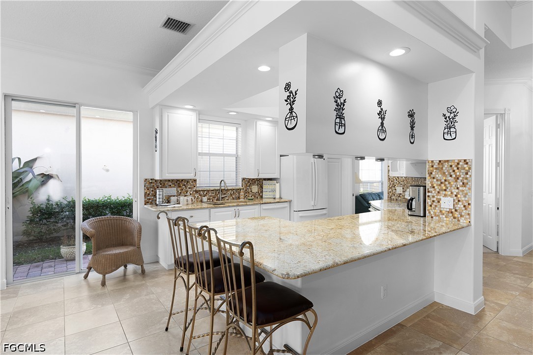 3 Bed Waterfront Home for Sale in Verona Walk, photo 8