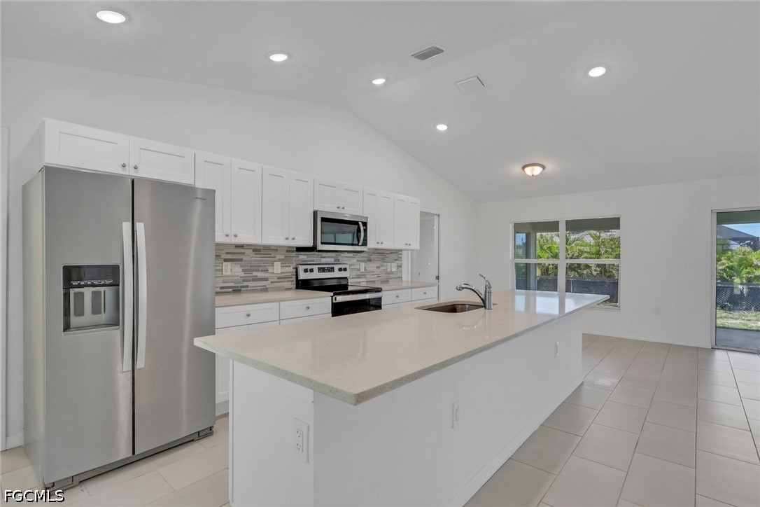 4 Bed SingleFamilyResidence for Sale in Cape Coral, FL — photo 8