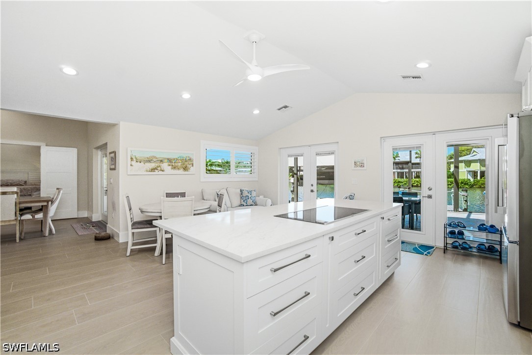 3 Bed Pool Home for Sale in Imperial Shores, photo 8