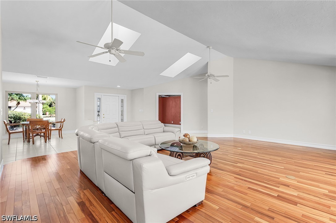 3 Bed Pool Home for Sale in Kings Lake, photo 8