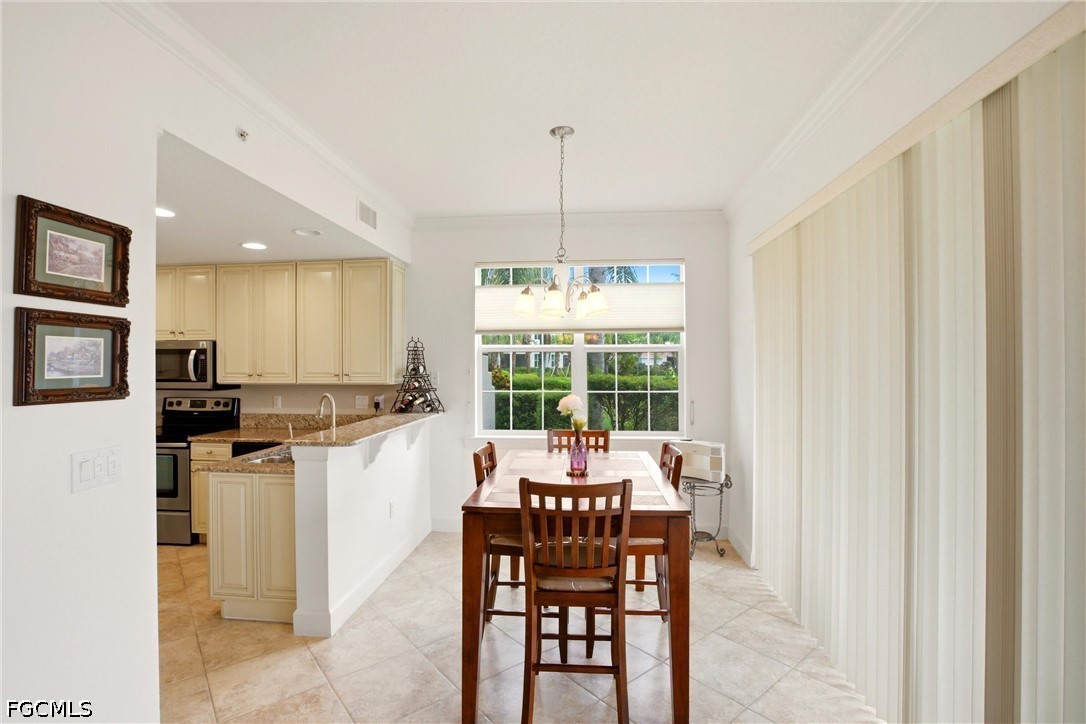 2 Bed Waterfront Home for Sale in Pebblebrook, photo 8