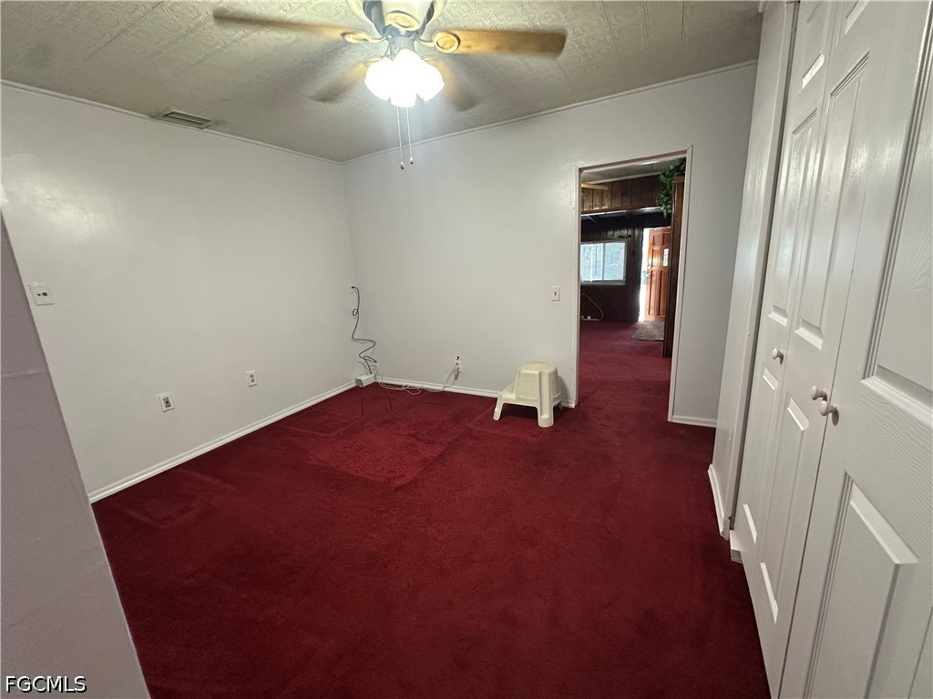 2 Bed SingleFamilyResidence for Sale in Fort Myers, photo 8