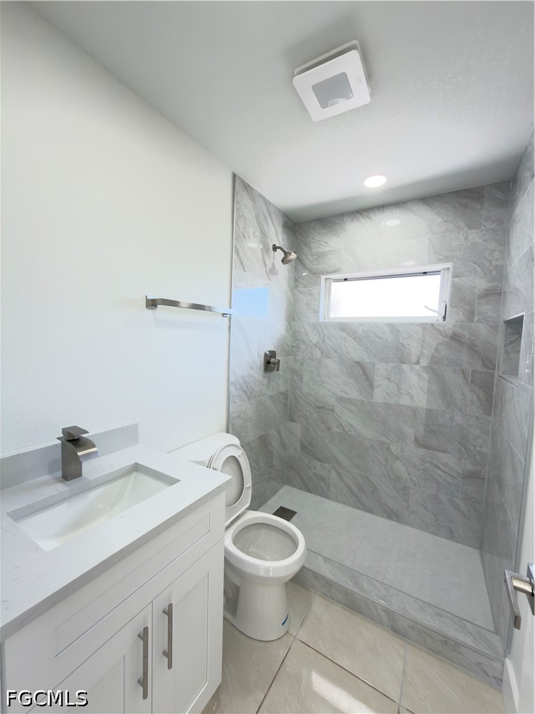 3 Bed SingleFamilyResidence for Sale in Cape Coral, photo 8