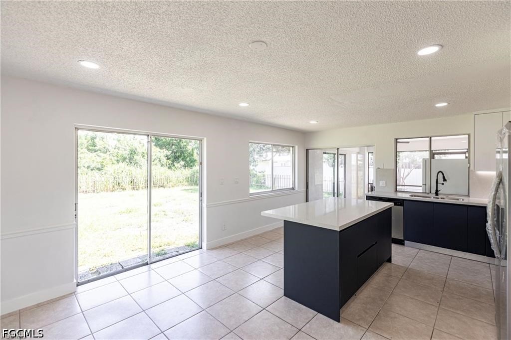2 Bed SingleFamilyResidence for Sale in Cape Coral, photo 8