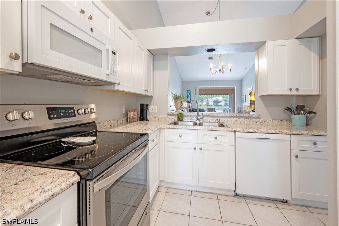 3 Bed Waterfront Home for Sale in Dover Parc, photo 8