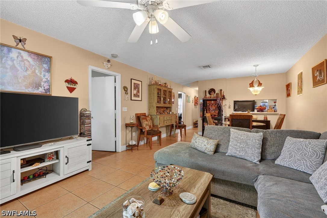 2 Bed Condominium for Sale in Naples, photo 8