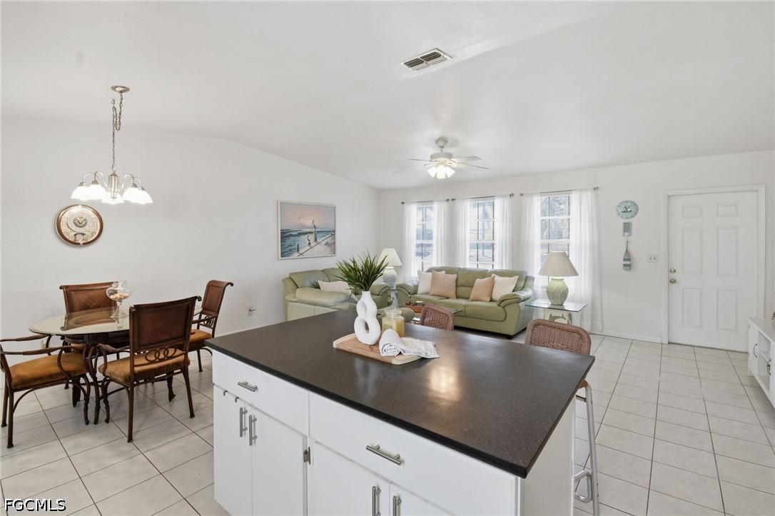 3 Bed SingleFamilyResidence for Sale in Cape Coral, photo 8