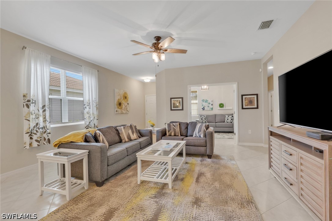 2 Bed SingleFamilyResidence for Sale in Alva, photo 8