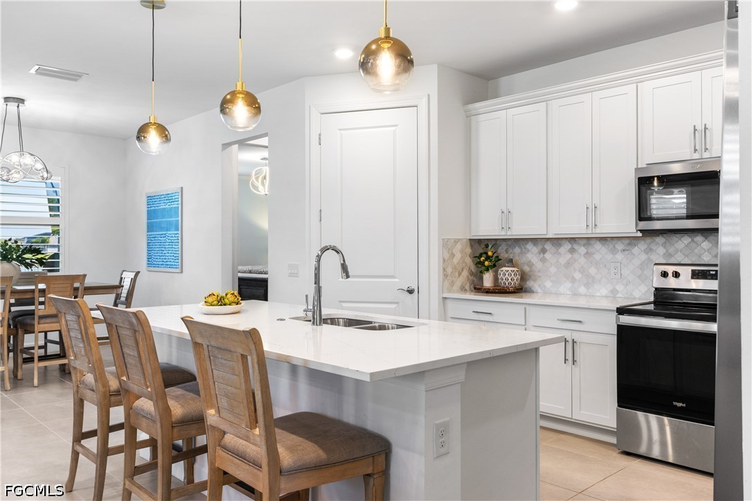 3 Bed Pool Home for Sale in Hampton Lakes, photo 8