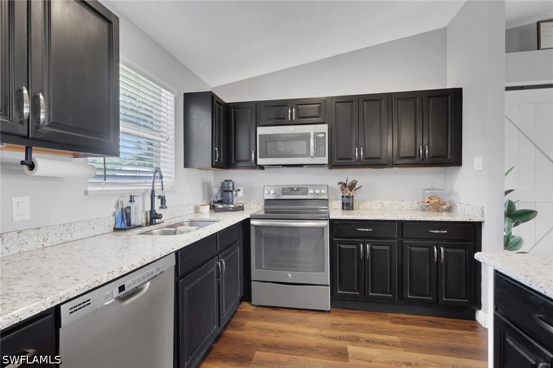 3 Bed SingleFamilyResidence for Sale in Naples, photo 8