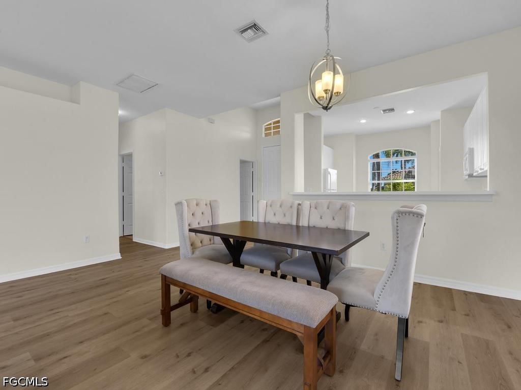 3 Bed SingleFamilyResidence for Sale in Silverlakes, FL — photo 8