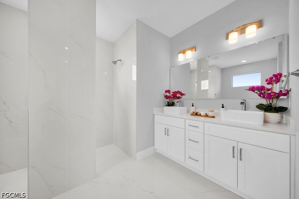 3 Bed SingleFamilyResidence for Sale in Cape Coral, FL — photo 8