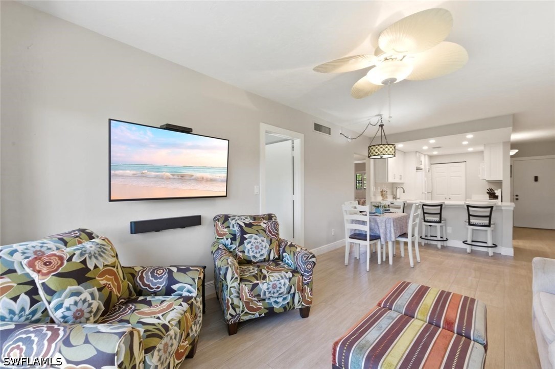 2 Bed Condominium for Sale in Marco Island, FL — photo 8
