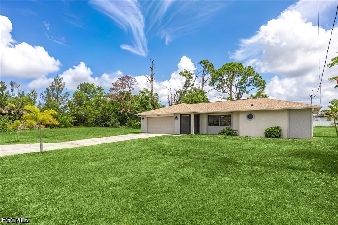 3 Bed SingleFamilyResidence for Sale in Cape Coral, FL — photo 8