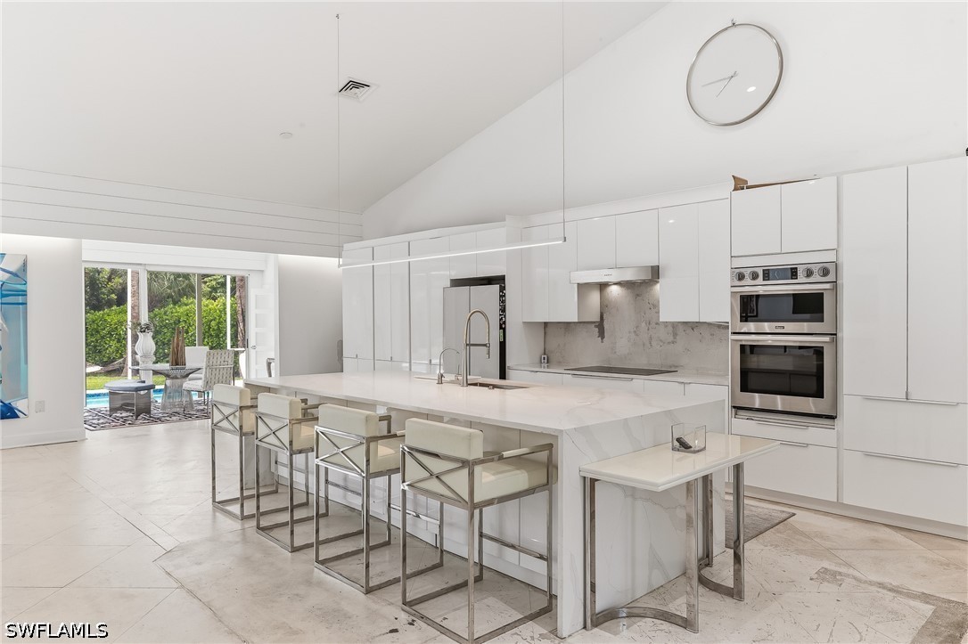 3 Bed Pool Home for Sale in Naples, photo 8