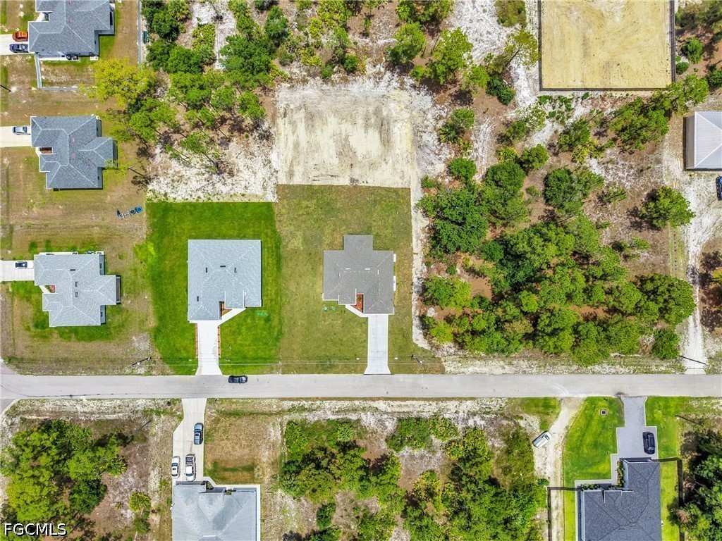 3 Bed SingleFamilyResidence for Sale in Lehigh Acres, photo 8
