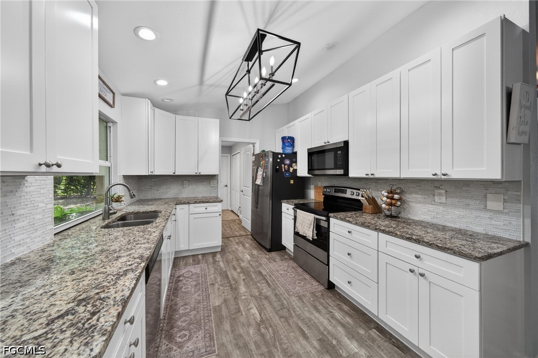 3 Bed SingleFamilyResidence for Sale in Acreage, photo 8