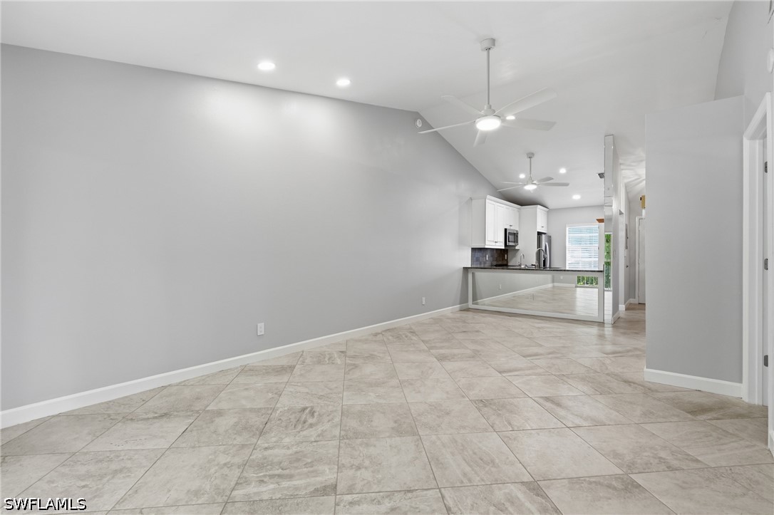 2 Bed Condominium for Sale in Naples, photo 8