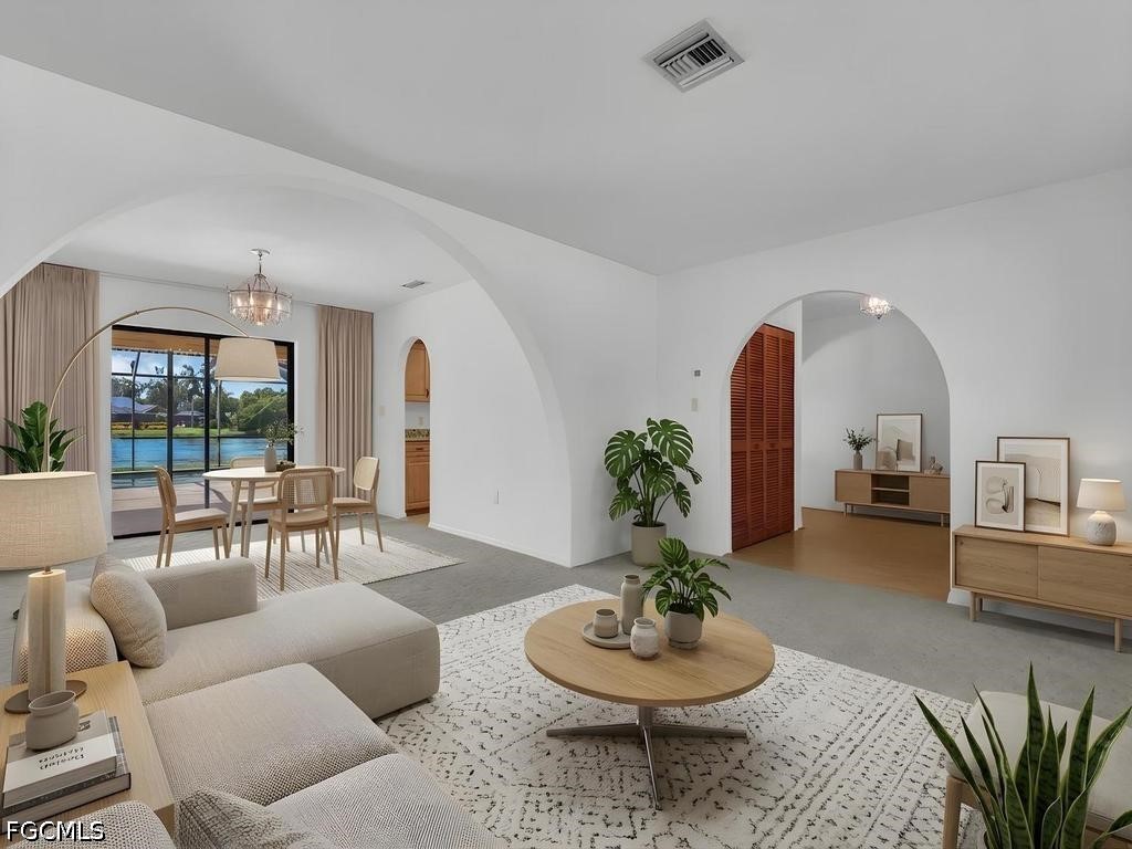 3 Bed Pool Home for Sale in Las Palmas, photo 8