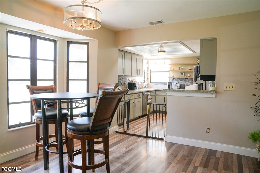 2 Bed SingleFamilyResidence for Sale in Lehigh Acres, photo 8