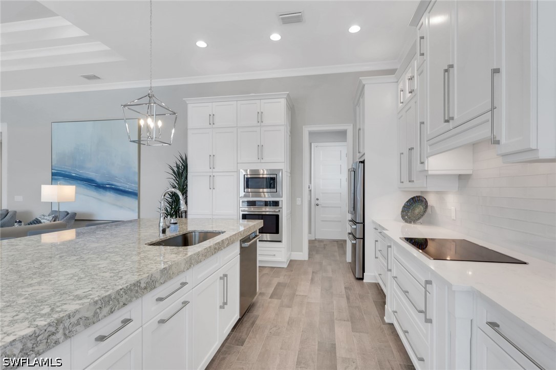 3 Bed Pool Home for Sale in Naples, photo 8
