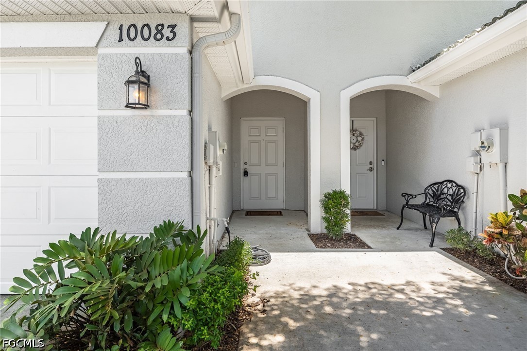 2 Bed Waterfront Home for Sale in Fort Myers, photo 8