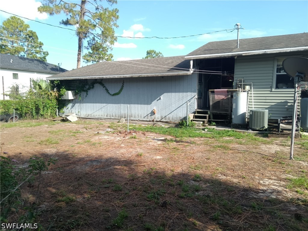 2 Bed SingleFamilyResidence for Sale in Lehigh Acres, photo 8