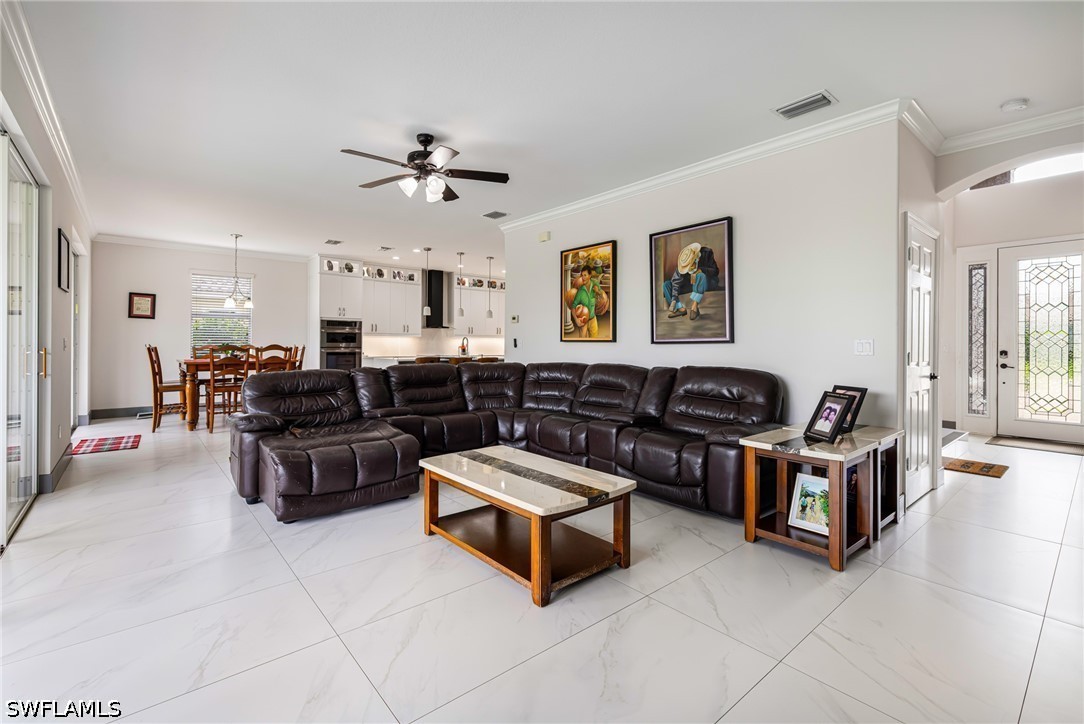 5 Bed Pool Home for Sale in Bella Terra, photo 8