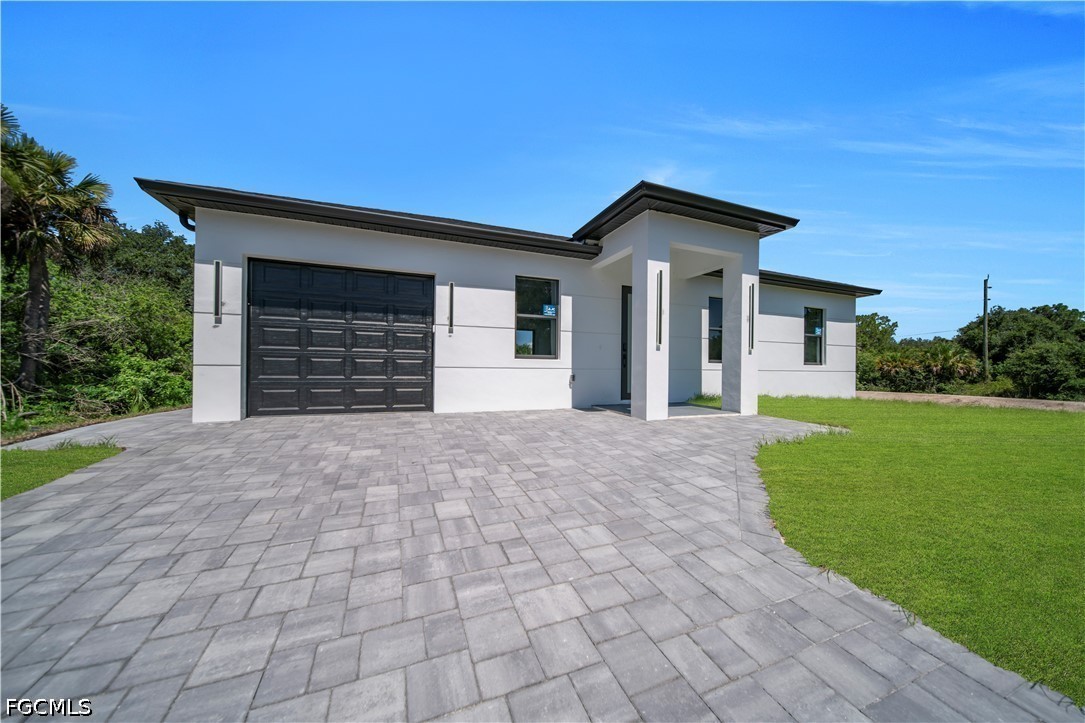 3 Bed Waterfront Home for Sale in Lehigh Acres, FL, $289,900 — photo 8
