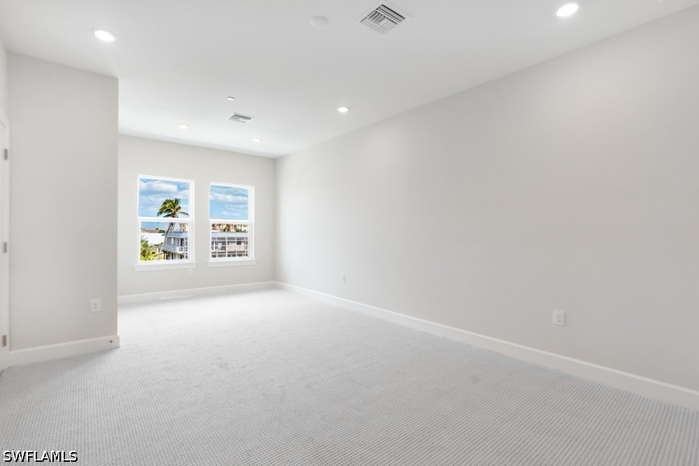 4 Bed Waterfront Home for Sale in Seahaven, photo 8