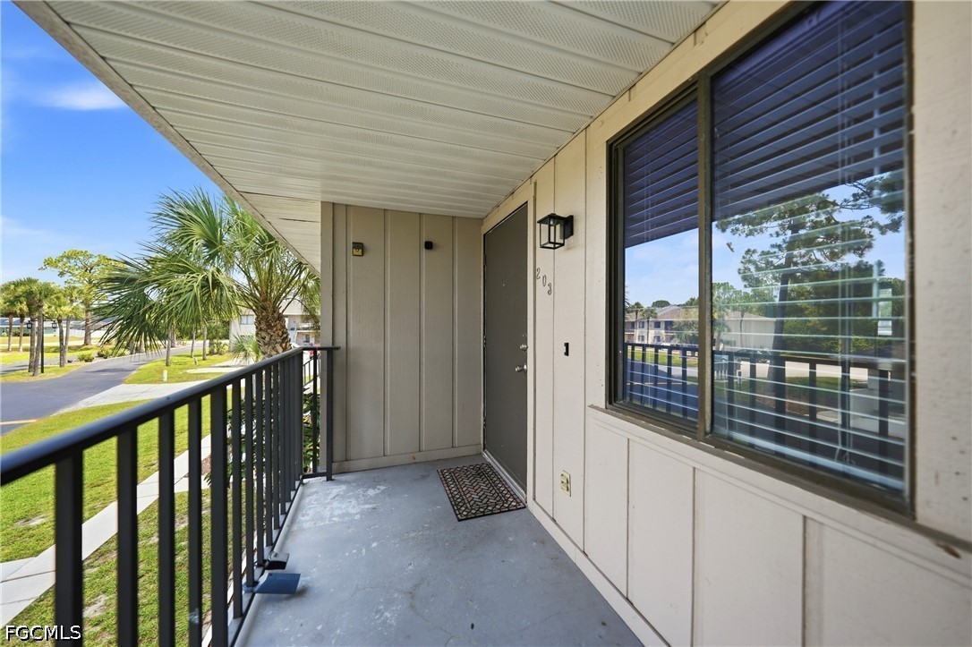 2 Bed Condominium for Sale in Westchester, photo 8