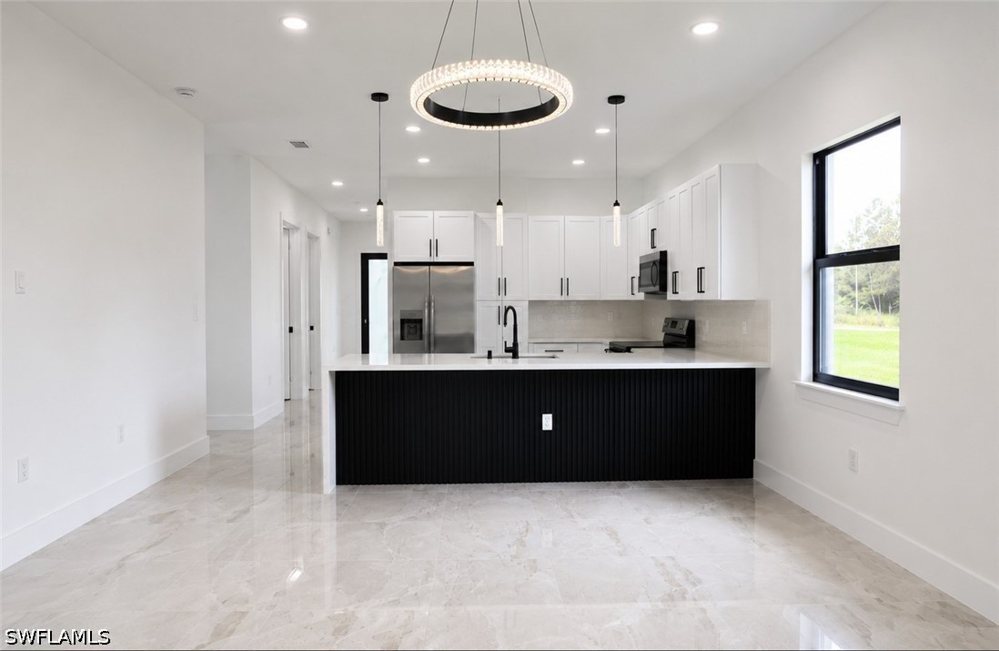 4 Bed SingleFamilyResidence for Sale in Naples, photo 8