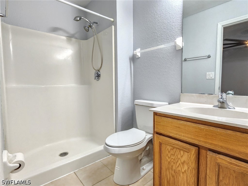 3 Bed SingleFamilyResidence for Sale in Oak Crest Villas, photo 8