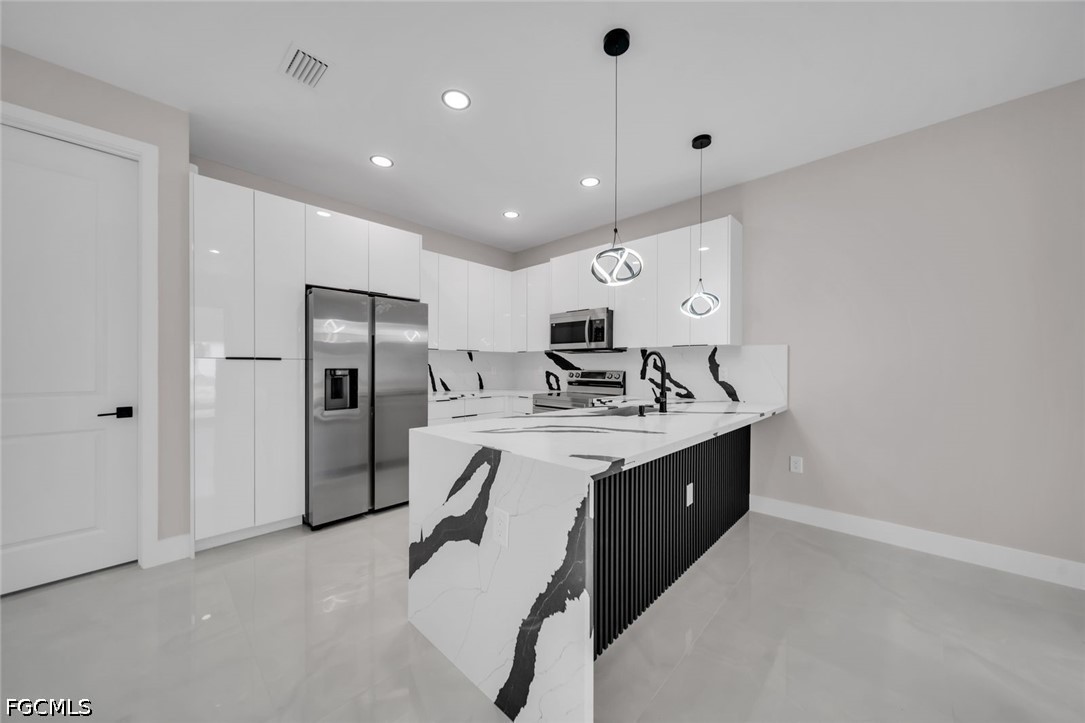 3 Bed SingleFamilyResidence for Sale in Lehigh Acres, FL — photo 8