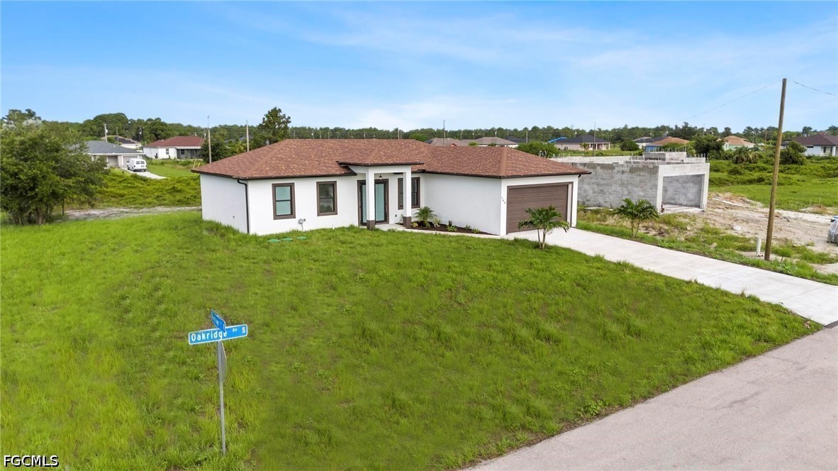 3 Bed SingleFamilyResidence for Sale in Lehigh Acres, FL — photo 8