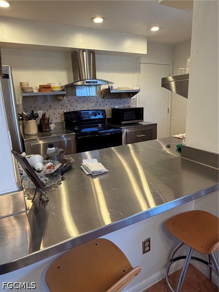 2 Bed SingleFamilyResidence for Sale in Willow Lake, photo 8