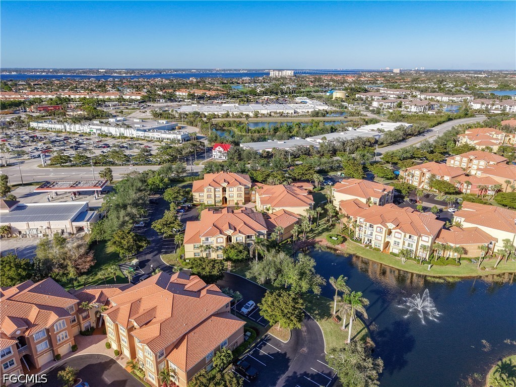 2 Bed Condominium for Sale in Fort Myers, FL — photo 8