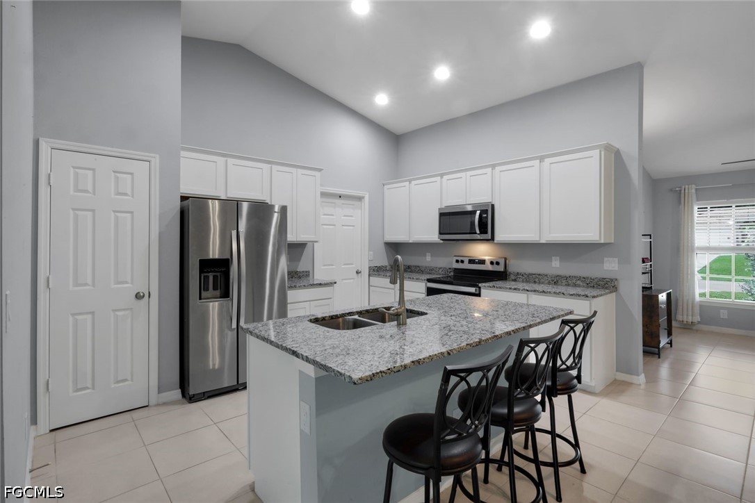 4 Bed SingleFamilyResidence for Sale in Cape Coral, FL — photo 8
